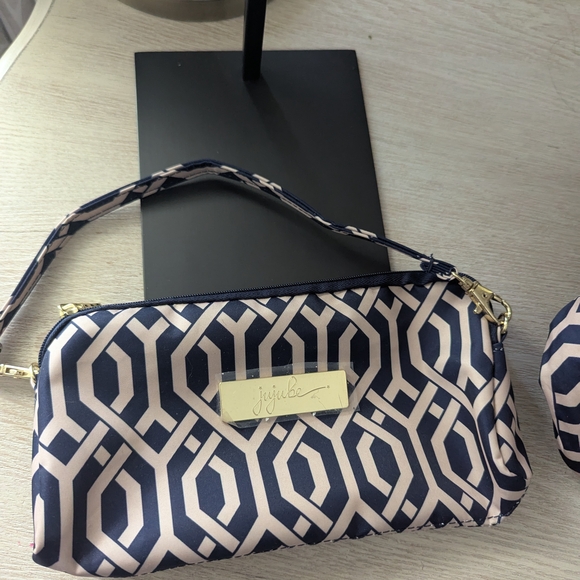 New 5 Pc Set Jujube Legacy Navigator - Picture 14 of 16